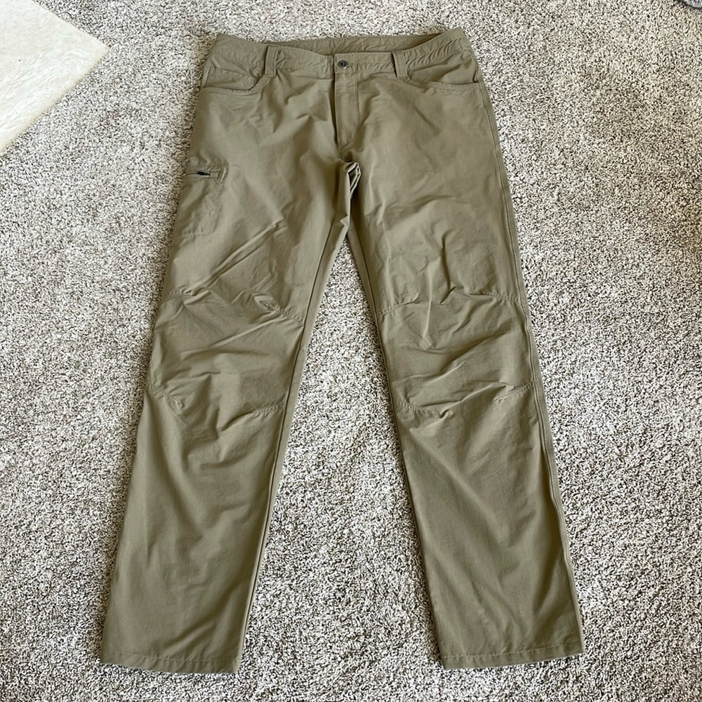 Men’s Patagonia Pants